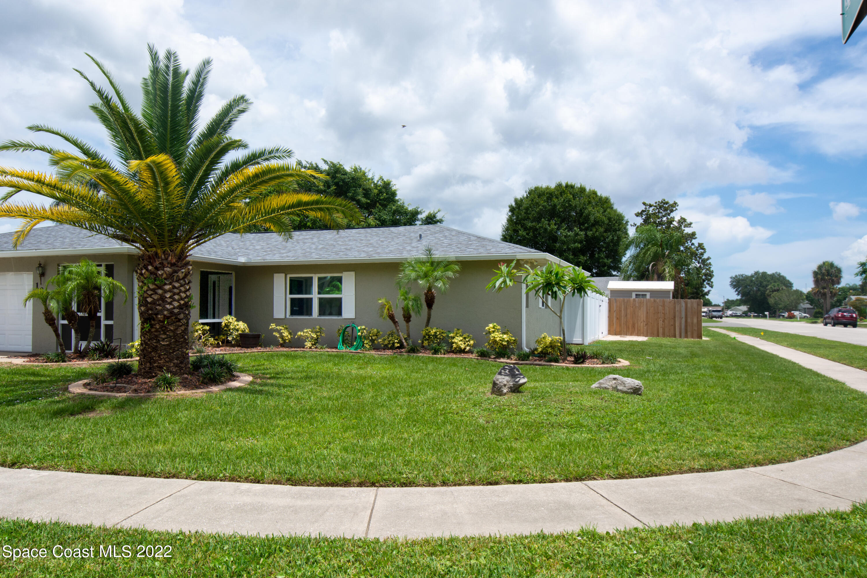 1870 Tallpine Road Melbourne, FL 32935 - Photo 29 of 29 Front Corner