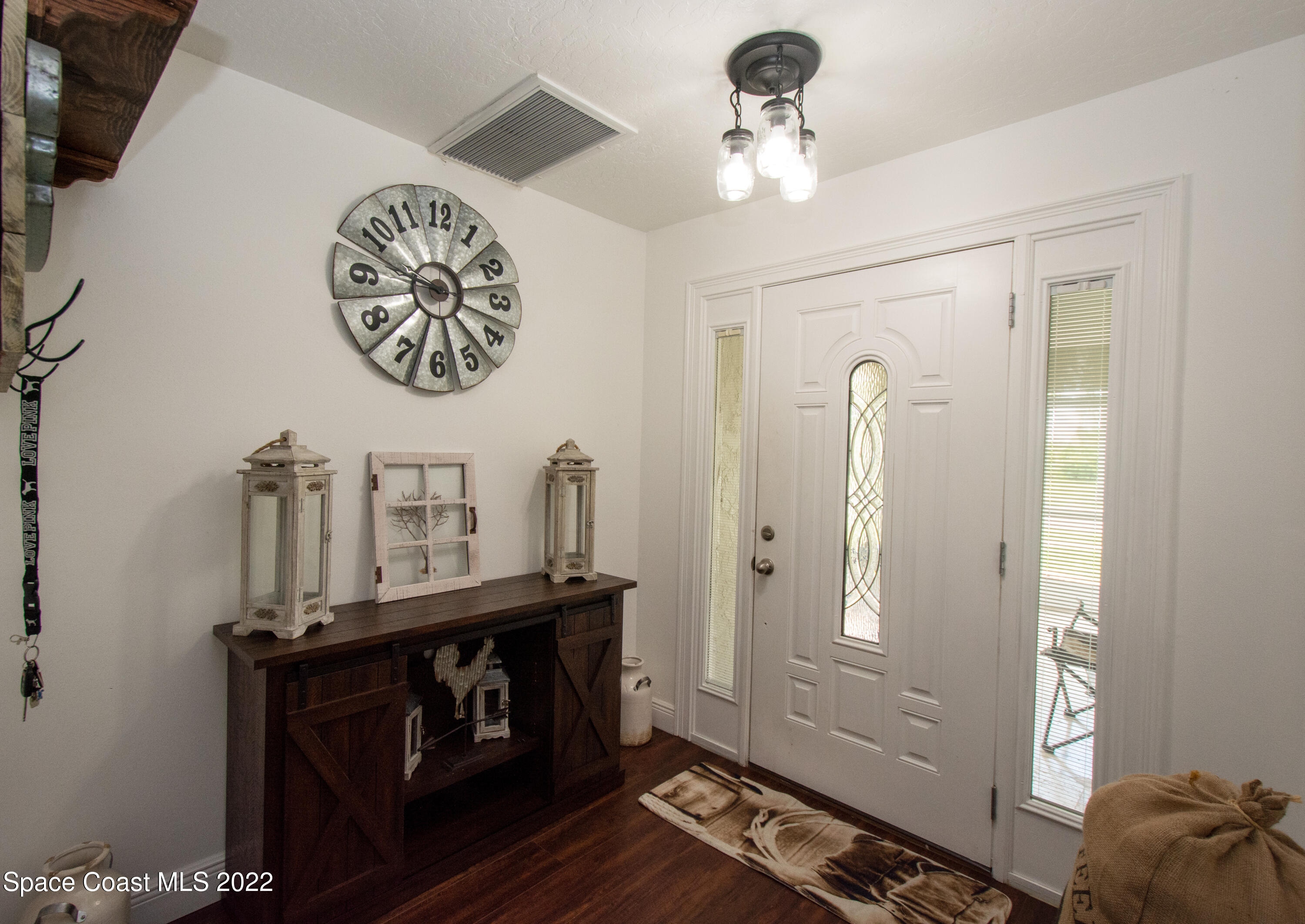 1870 Tallpine Road Melbourne, FL 32935 - Photo 4 of 29 Entry
