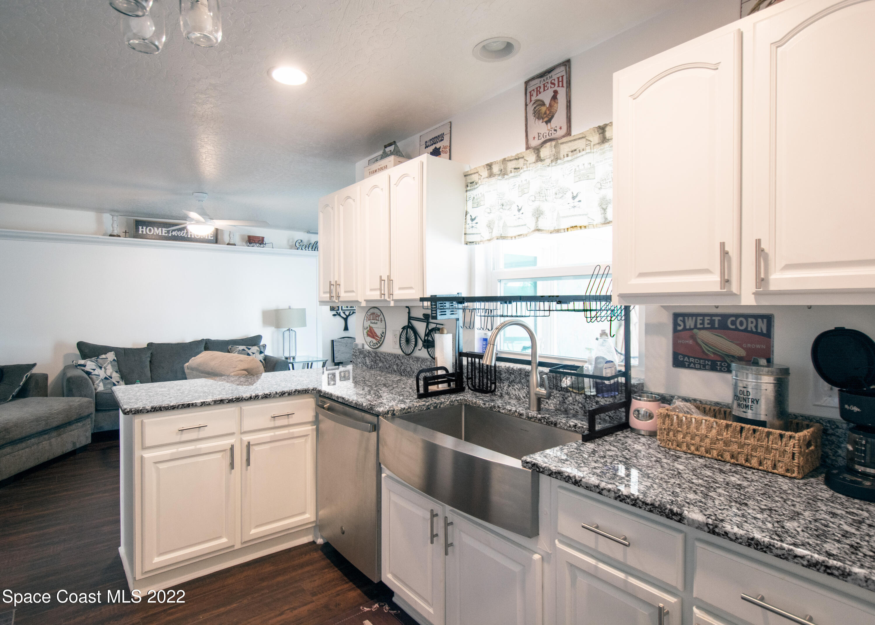 1870 Tallpine Road Melbourne, FL 32935 - Photo 10 of 29 Kitchen 4