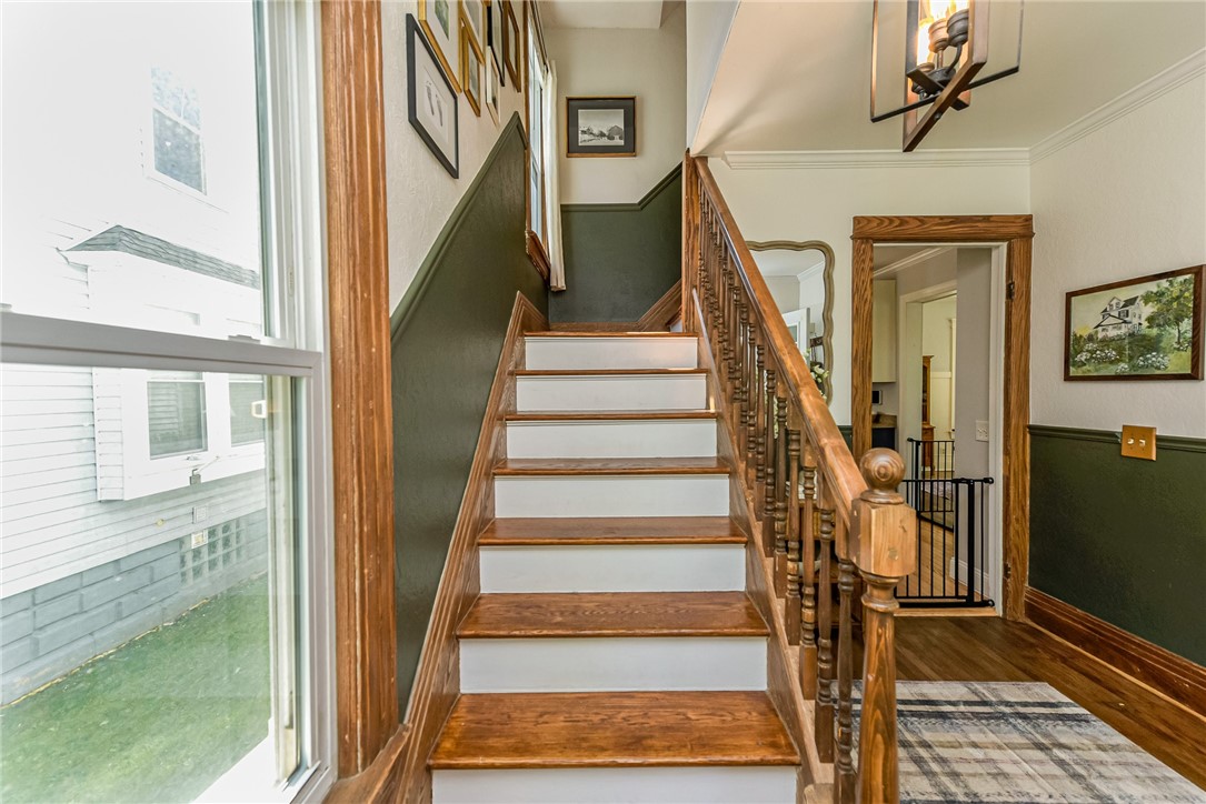 107 Parkside Avenue Rochester, NY 14609 - Photo 18 of 37