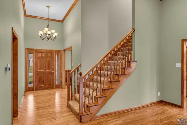 $425,000 | 3210 Southwest Mowbray Road, Topeka, KS 66614