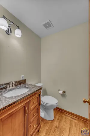 $425,000 | 3210 Southwest Mowbray Road, Topeka, KS 66614
