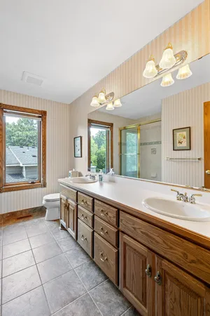 $1,200,000 | 2828 Burnham Boulevard, Minneapolis, MN 55416