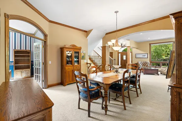 $1,200,000 | 2828 Burnham Boulevard, Minneapolis, MN 55416