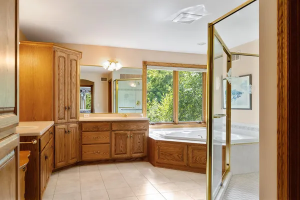 $1,200,000 | 2828 Burnham Boulevard, Minneapolis, MN 55416