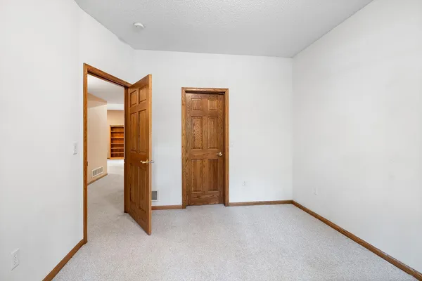 $1,200,000 | 2828 Burnham Boulevard, Minneapolis, MN 55416