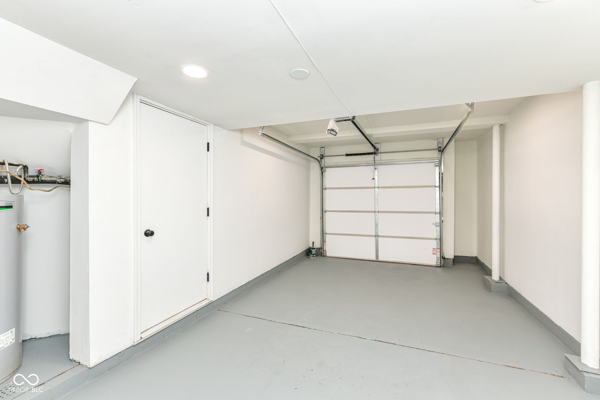 7321 Harbour Point Indianapolis, IN 46240 - Photo 11 of 46