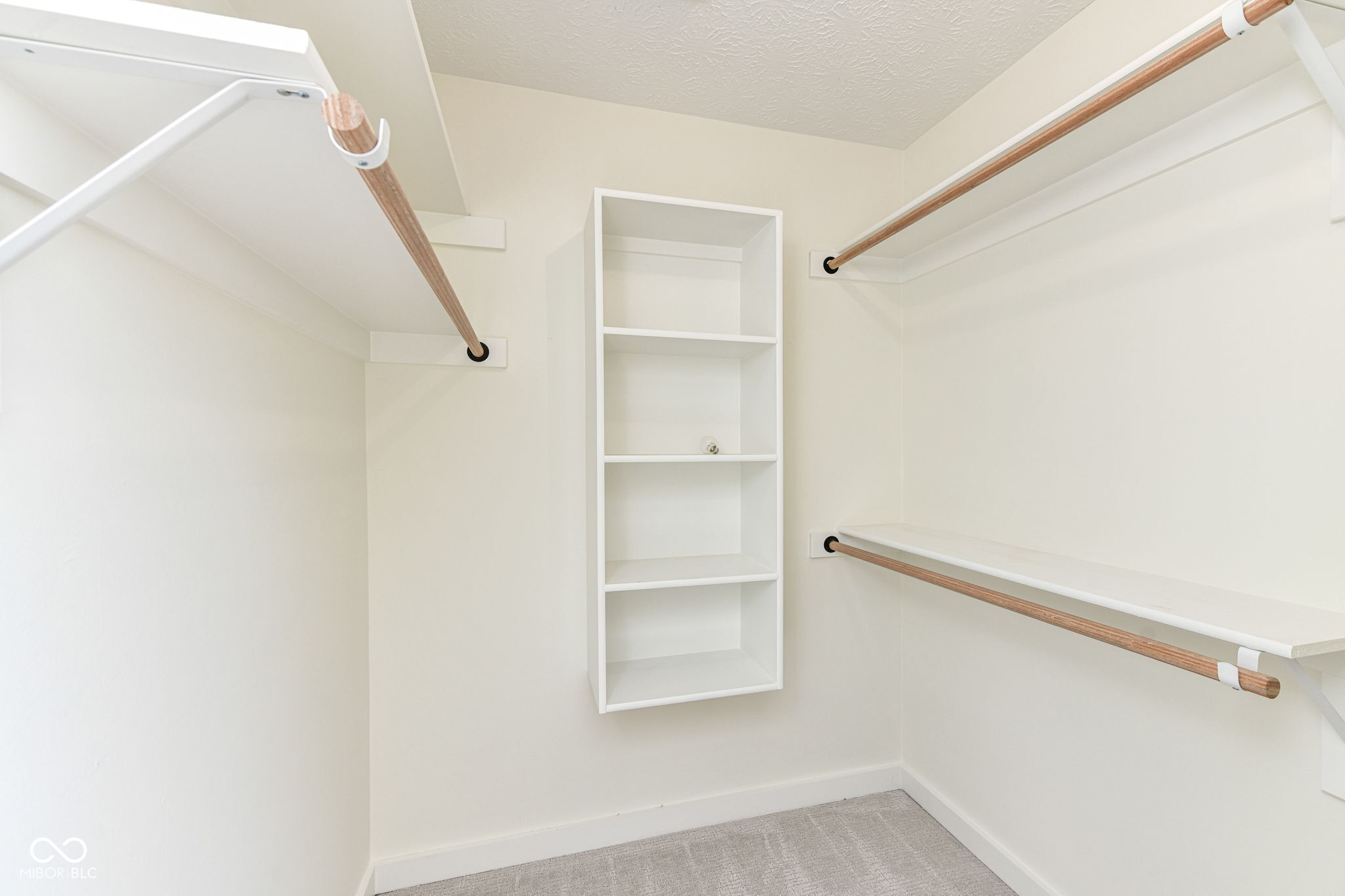 7321 Harbour Point Indianapolis, IN 46240 - Photo 26 of 46