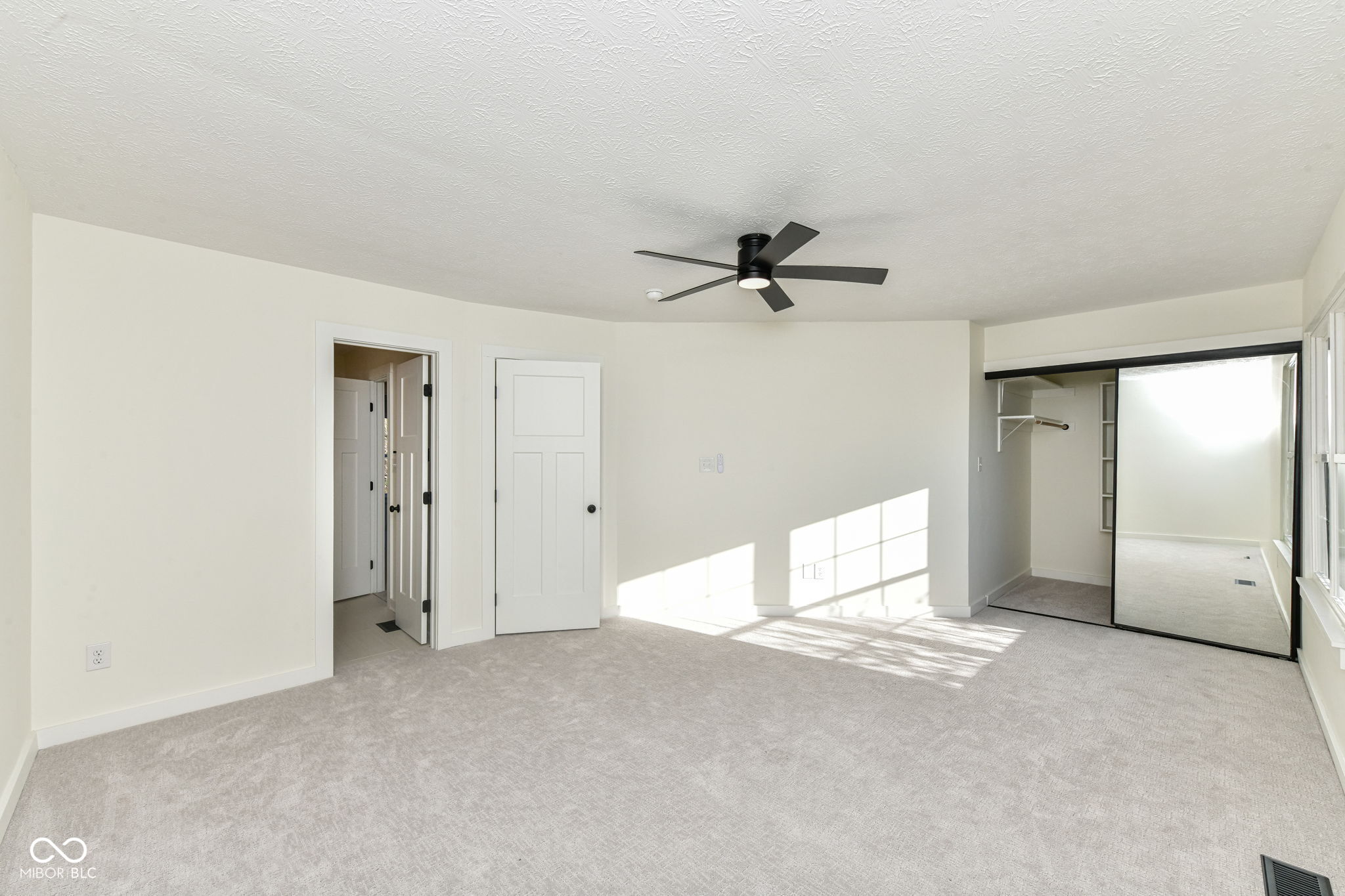 7321 Harbour Point Indianapolis, IN 46240 - Photo 29 of 46