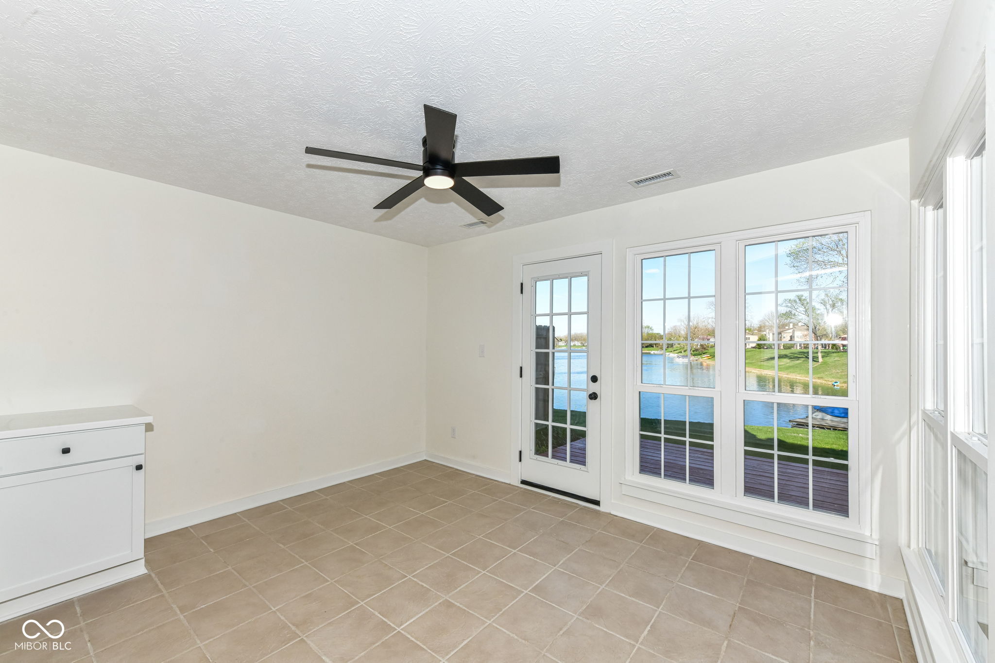 7321 Harbour Point Indianapolis, IN 46240 - Photo 10 of 46