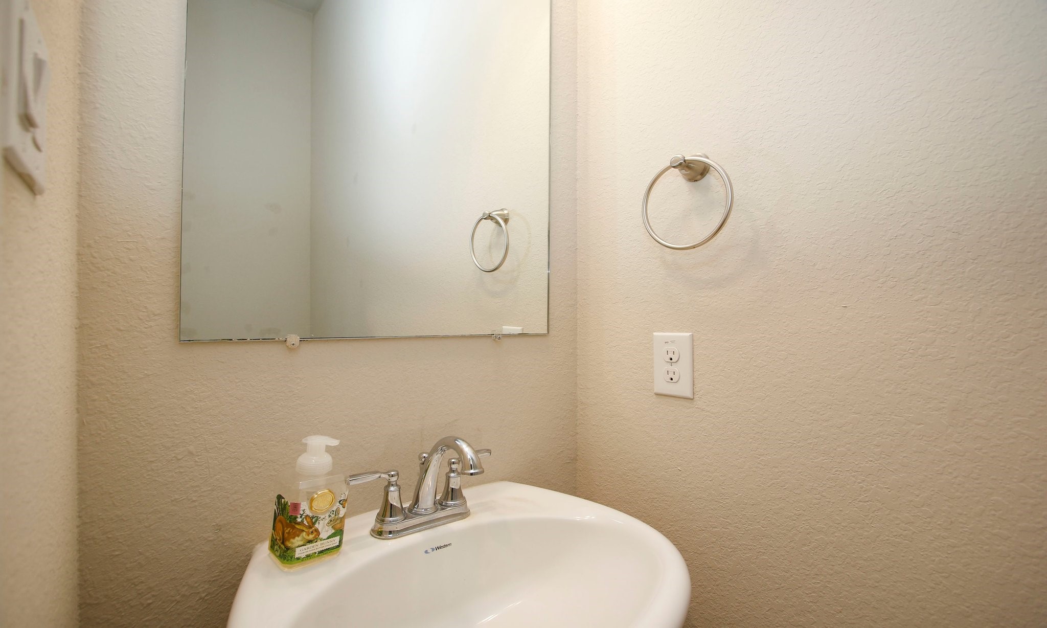 239 Biltmore Loop Montgomery, TX 77316 - Photo 34 of 40