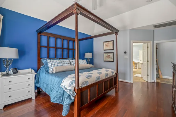 $1,300,000 | 78 Creekwood Drive, Montgomery, TX 77356