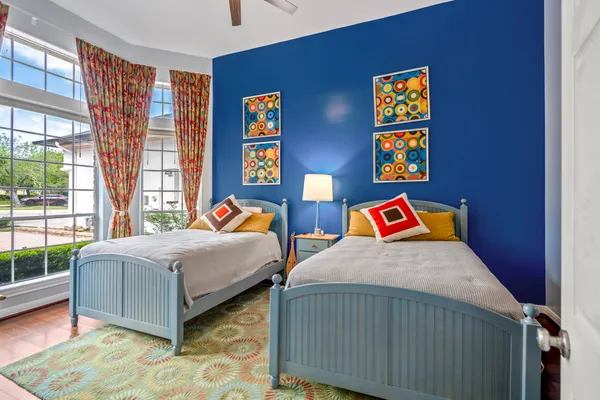 $1,300,000 | 78 Creekwood Drive, Montgomery, TX 77356