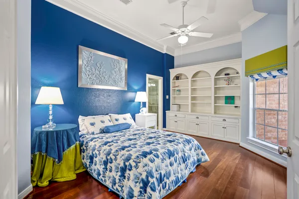 $1,300,000 | 78 Creekwood Drive, Montgomery, TX 77356