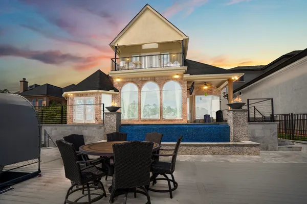 $1,300,000 | 78 Creekwood Drive, Montgomery, TX 77356