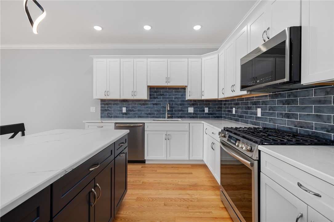 107 Old River Road, Unit 120 Lincoln, RI 02865 - Photo 12 of 50