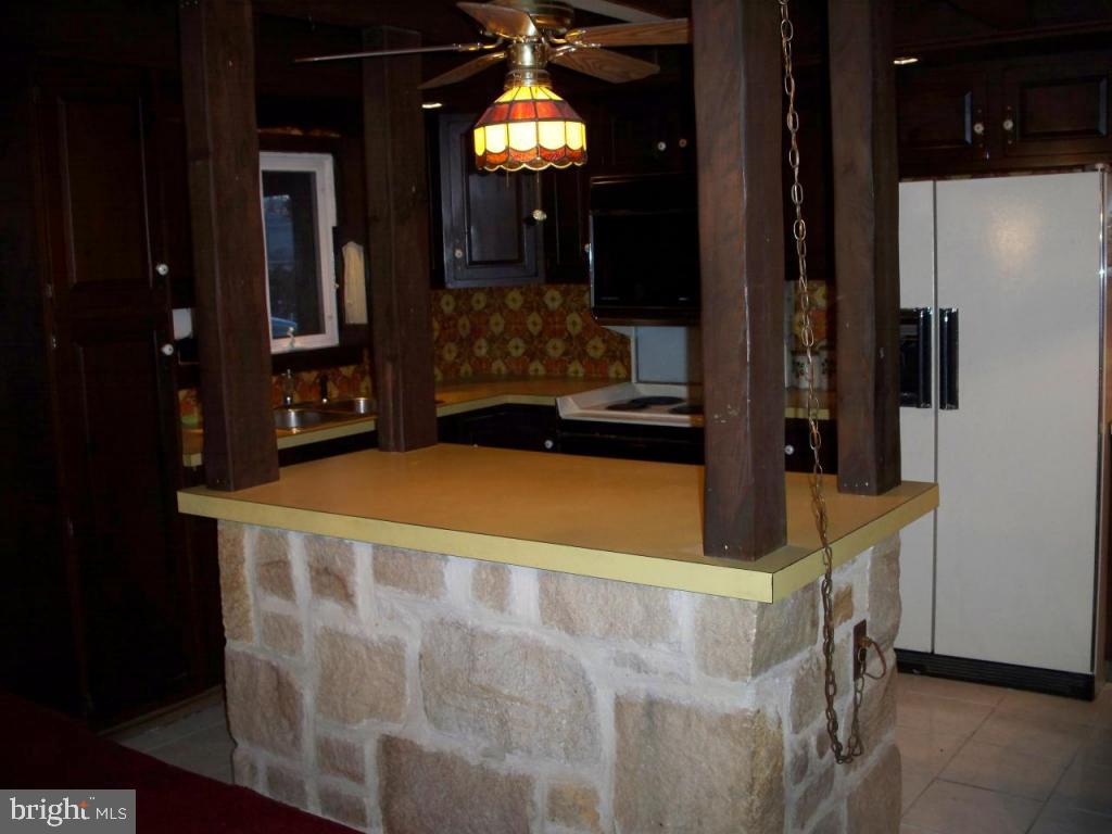 2381 Quarry Road Lebanon, PA 17046 - Photo 8 of 13 Gallery Image 8