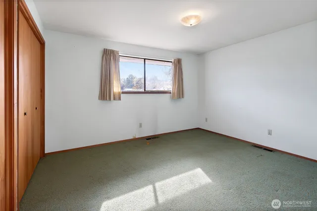 $719,950 | 22215 Southeast 436th Street, Enumclaw, WA 98022