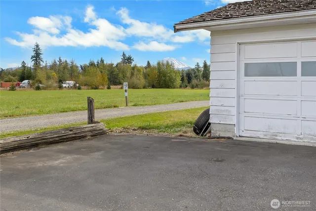 $719,950 | 22215 Southeast 436th Street, Enumclaw, WA 98022