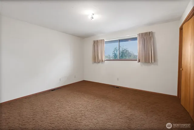 $719,950 | 22215 Southeast 436th Street, Enumclaw, WA 98022