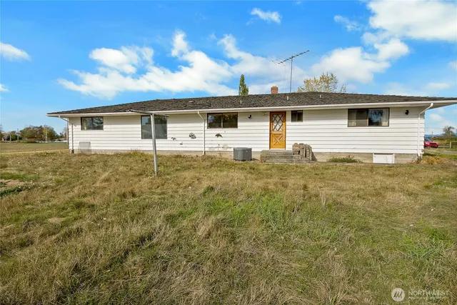 $719,950 | 22215 Southeast 436th Street, Enumclaw, WA 98022