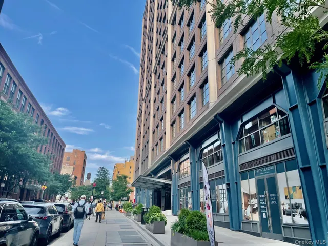 $5,350 | 180 Front Street, Unit 15J | DUMBO
