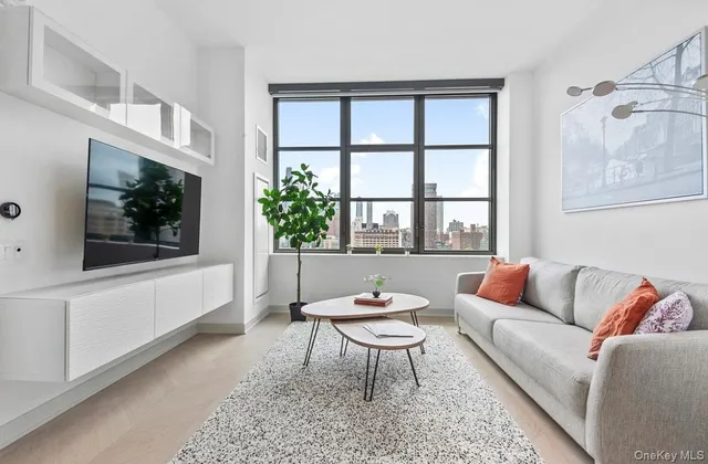$5,350 | 180 Front Street, Unit 15J | DUMBO
