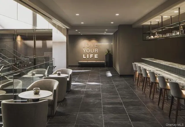 $5,350 | 180 Front Street, Unit 15J | DUMBO