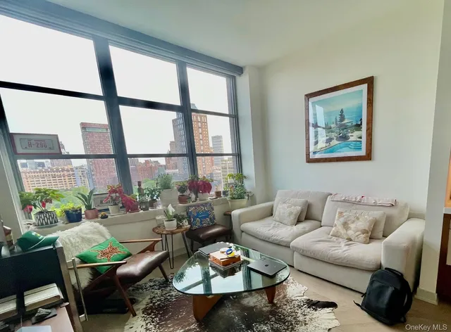 $5,350 | 180 Front Street, Unit 15J | DUMBO