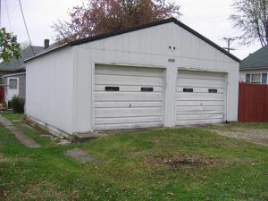 525 R Street Bedford, IN 47421 - Photo 3 of 4 Gallery Image 3