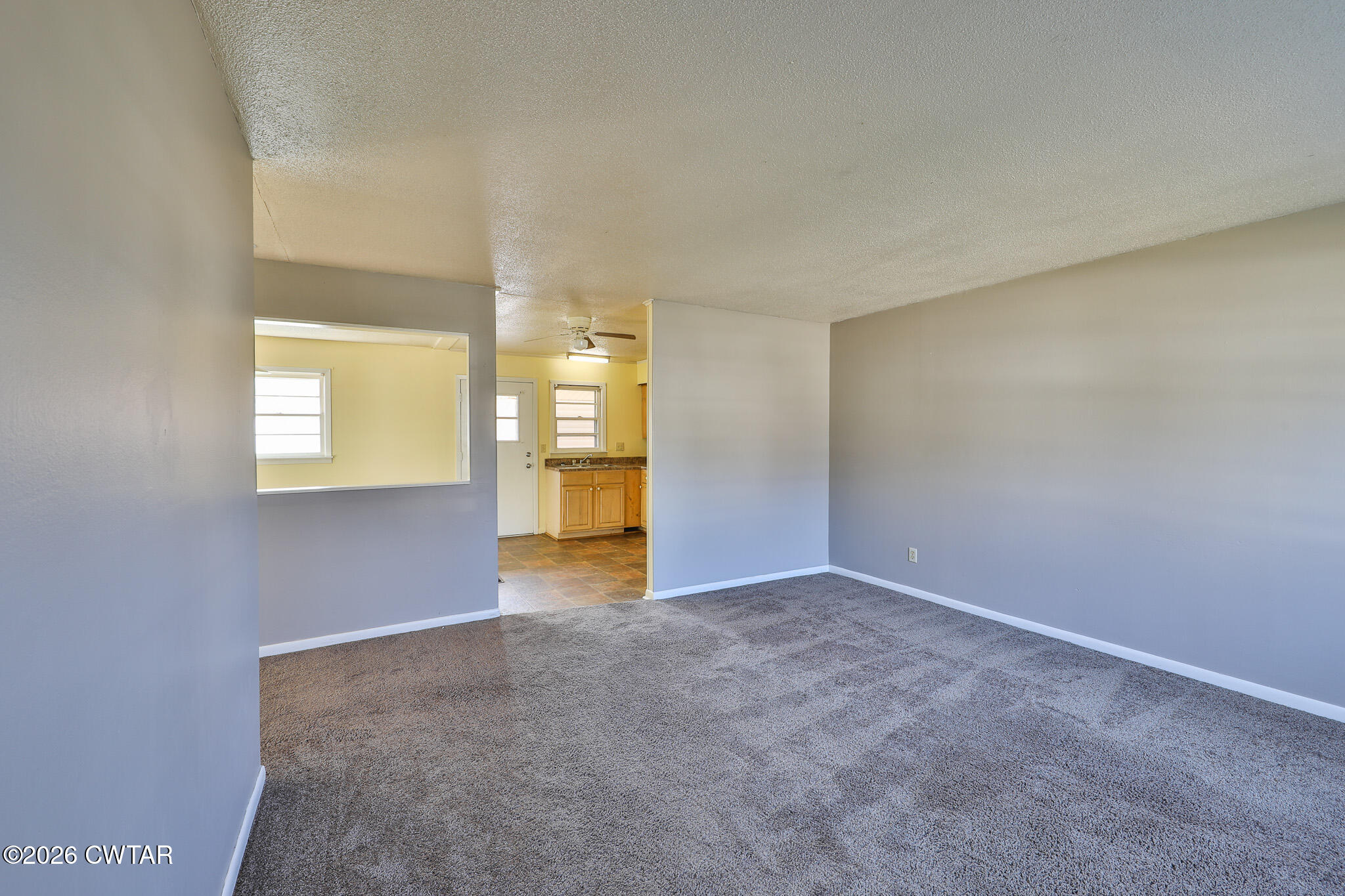 405 Jackson Street Martin, TN 38237 - Photo 2 of 21 092A9023