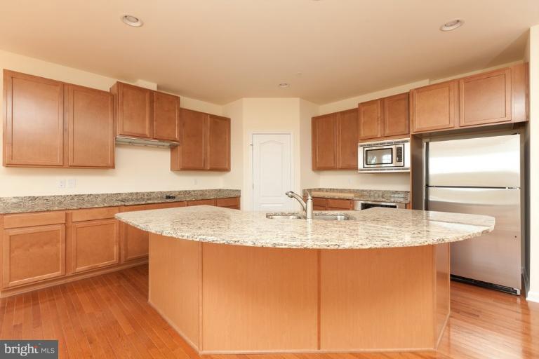 6211 Dispatch Way Frederick, MD 21703 - Photo 5 of 10 Kitchen
