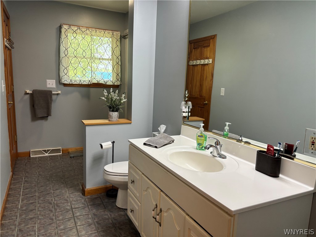 7020 Potter Road Evans, NY 14047 - Photo 15 of 38