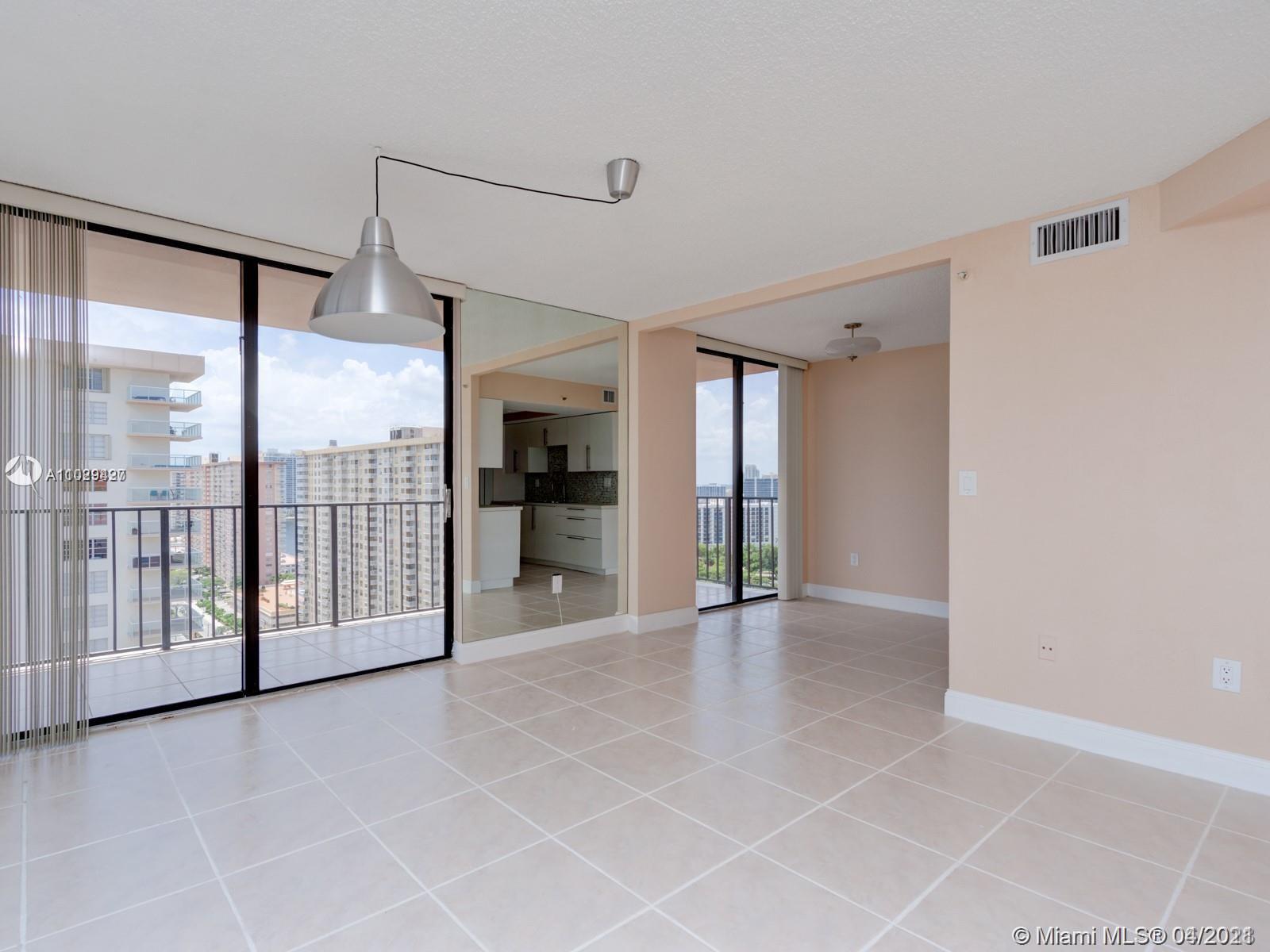 210 174th Street, Unit 2109 Sunny Isles Beach, FL 33160 - Photo 17 of 30