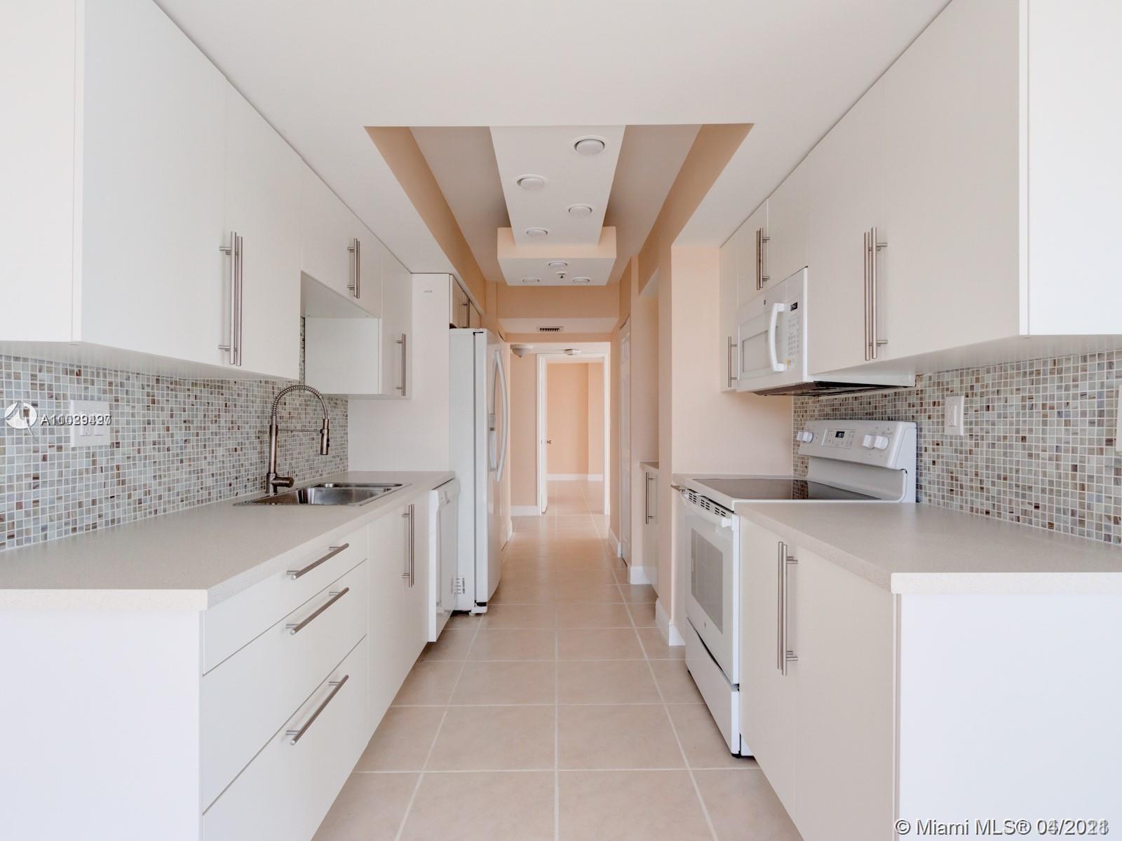 210 174th Street, Unit 2109 Sunny Isles Beach, FL 33160 - Photo 20 of 30