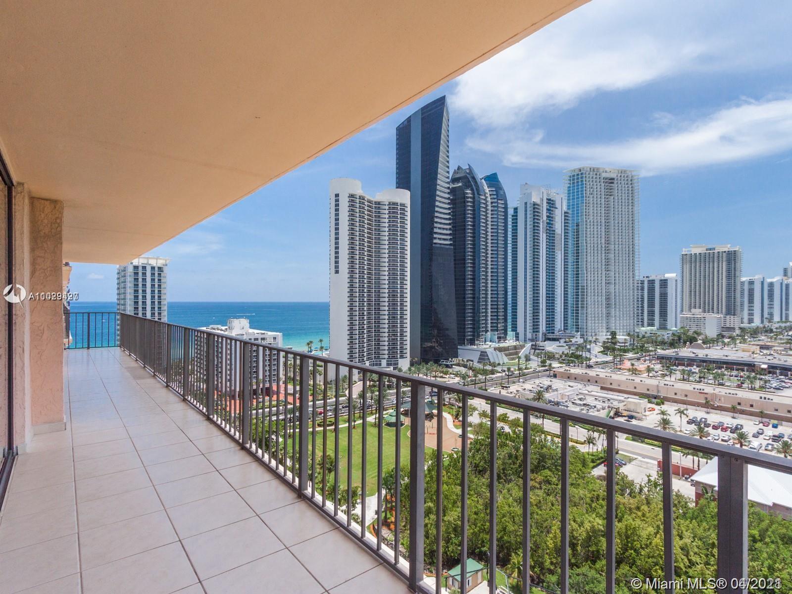210 174th Street, Unit 2109 Sunny Isles Beach, FL 33160 - Photo 3 of 30