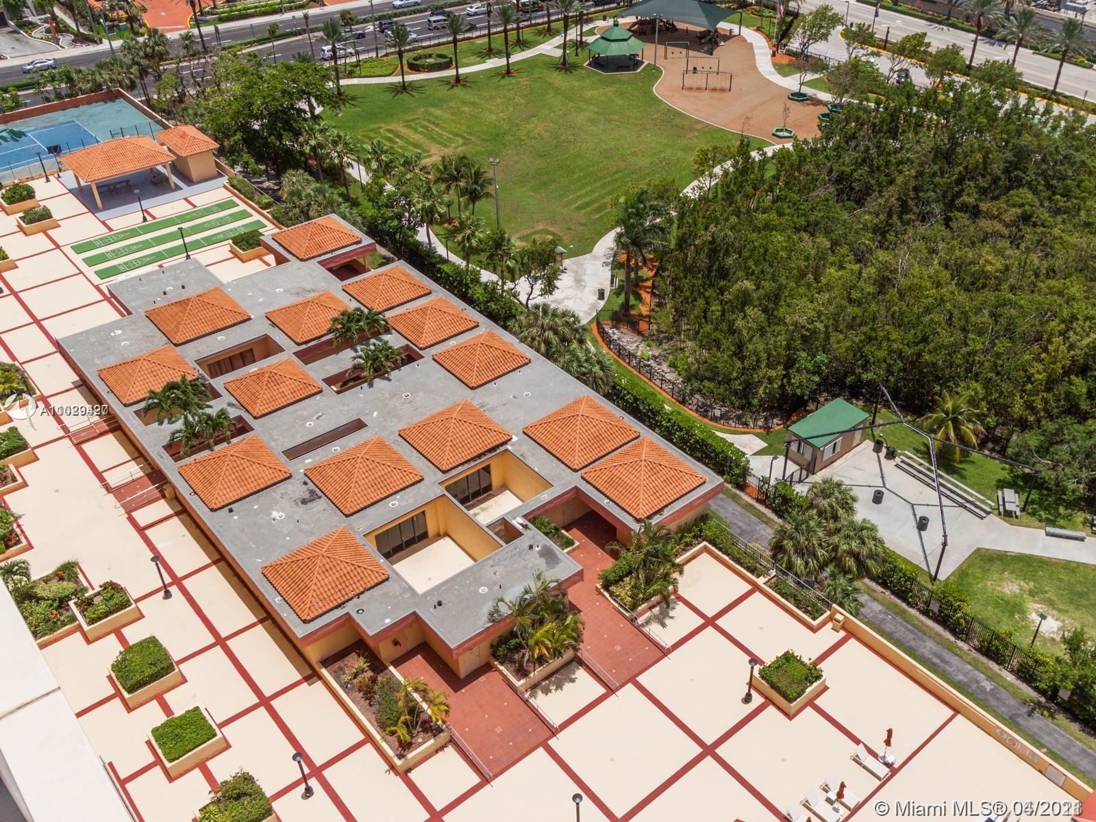 210 174th Street, Unit 2109 Sunny Isles Beach, FL 33160 - Photo 8 of 30
