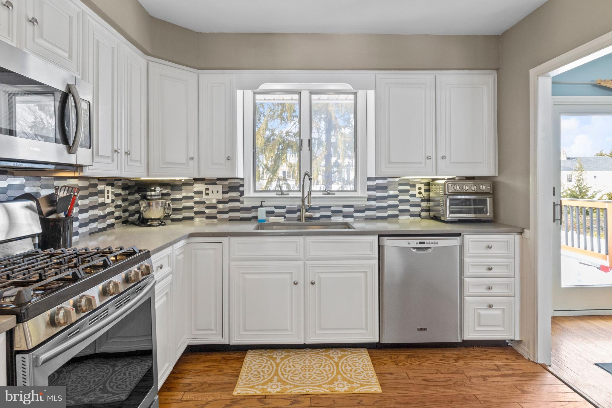 531 Delvale Road Yardley, PA 19067 - Photo 7 of 38 Gallery Image 7