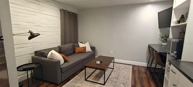 $718,600 | 1016 Rhodes Avenue, Sarasota, FL 34237