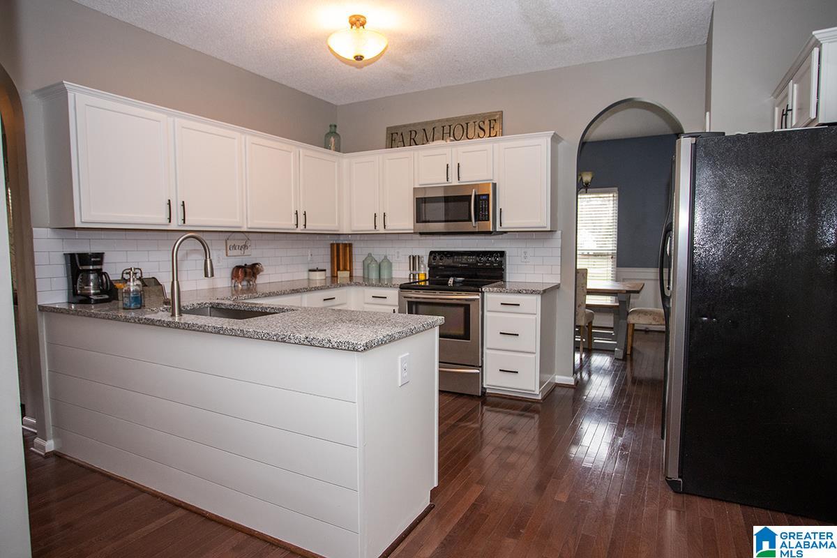 116 Park Forest Terrace Alabaster, AL 35007 - Photo 9 of 29
