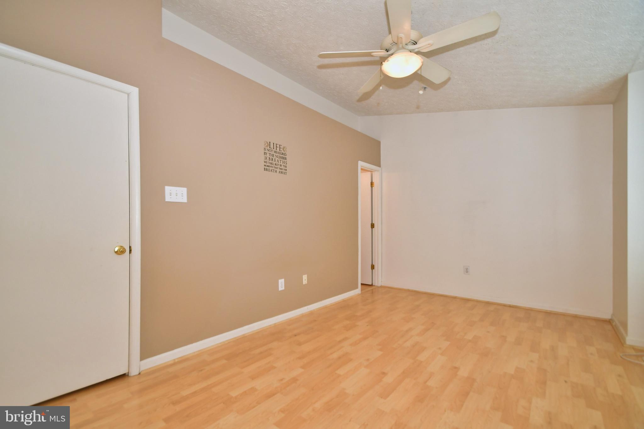 2071 Paperbark Road Baltimore, MD 21221 - Photo 17 of 46 Vaulted ceiling in bedroom