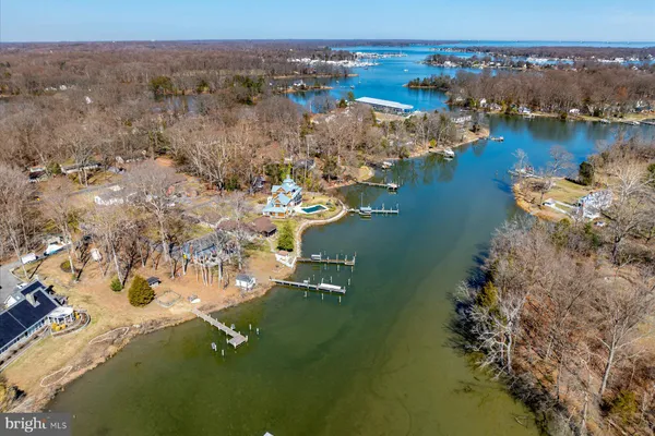 $889,900 | 819 Elm Drive, West River, MD 20778