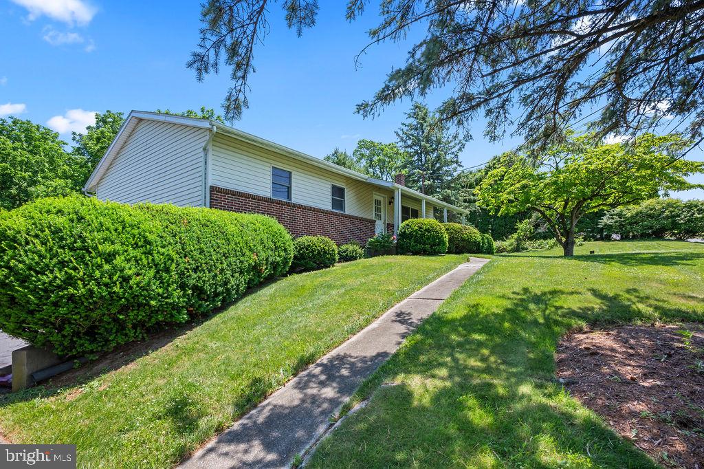 65 Klines Road Mertztown, PA 19539 - Photo 3 of 44