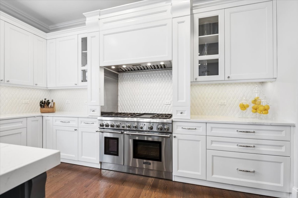 1024 Prairie Lawn Road Glenview, IL 60025 - Photo 14 of 55