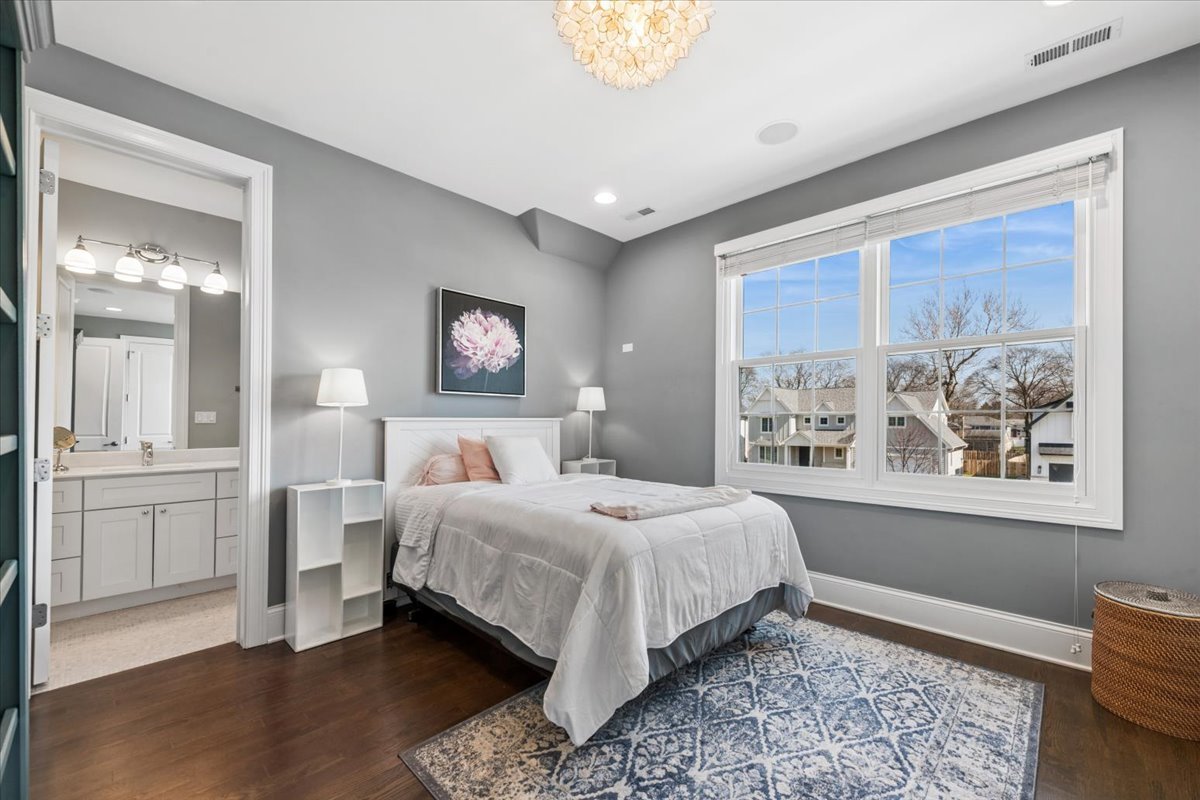 1024 Prairie Lawn Road Glenview, IL 60025 - Photo 32 of 55