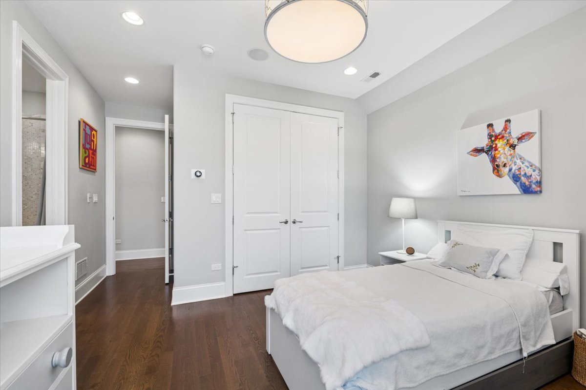 1024 Prairie Lawn Road Glenview, IL 60025 - Photo 36 of 55