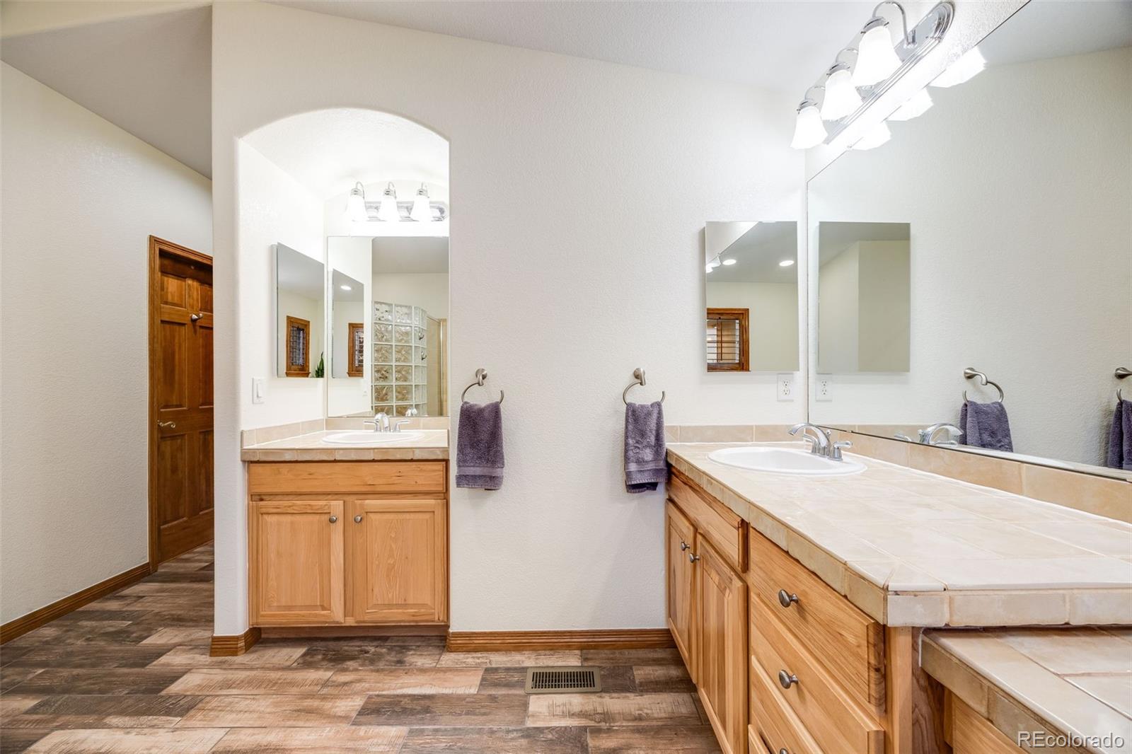 683 Ridgemont Circle Highlands Ranch, CO 80126 - Photo 26 of 50 Gallery Image 26