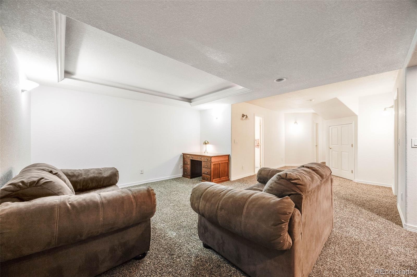 683 Ridgemont Circle Highlands Ranch, CO 80126 - Photo 36 of 50 Gallery Image 36
