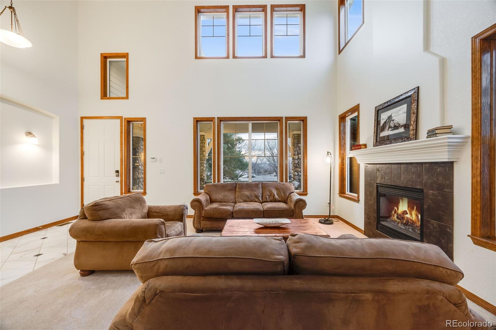 683 Ridgemont Circle Highlands Ranch, CO 80126 - Photo 5 of 50 Gallery Image 5