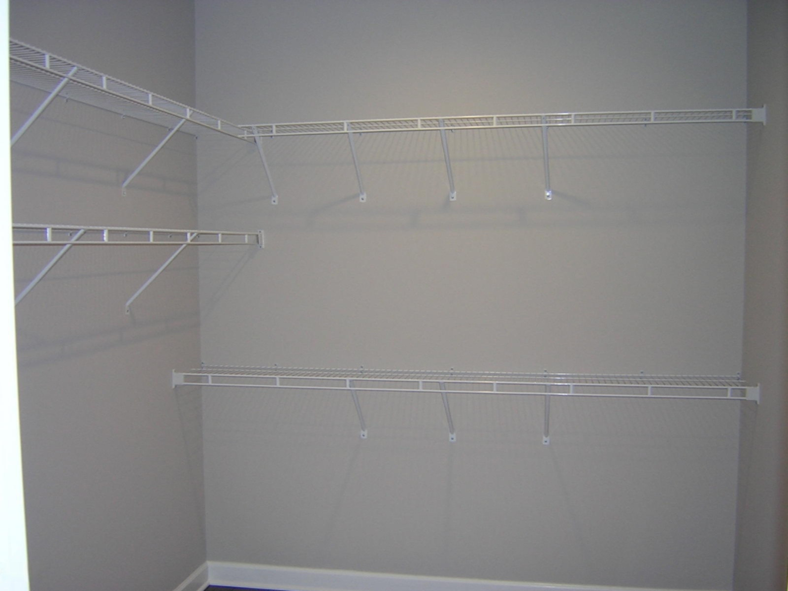 5620 Alpine Ridge Stevensville, MI 49127 - Photo 17 of 36 DSCN1100